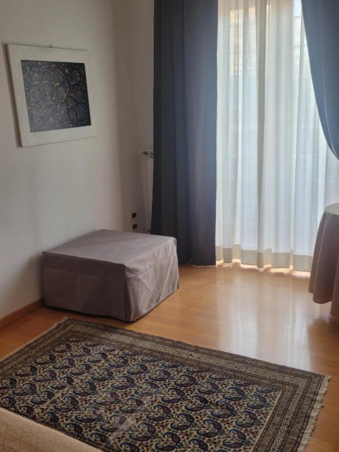 Lovely Suite Accogliente Appartamento Tra Policlinico E Piazza Bologna ローマ エクステリア 写真